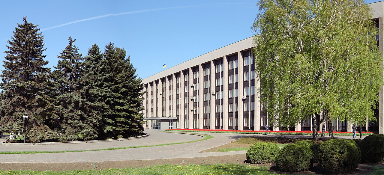 Проєктування та впровадження ІТ-інфраструктури і центру обробки даних